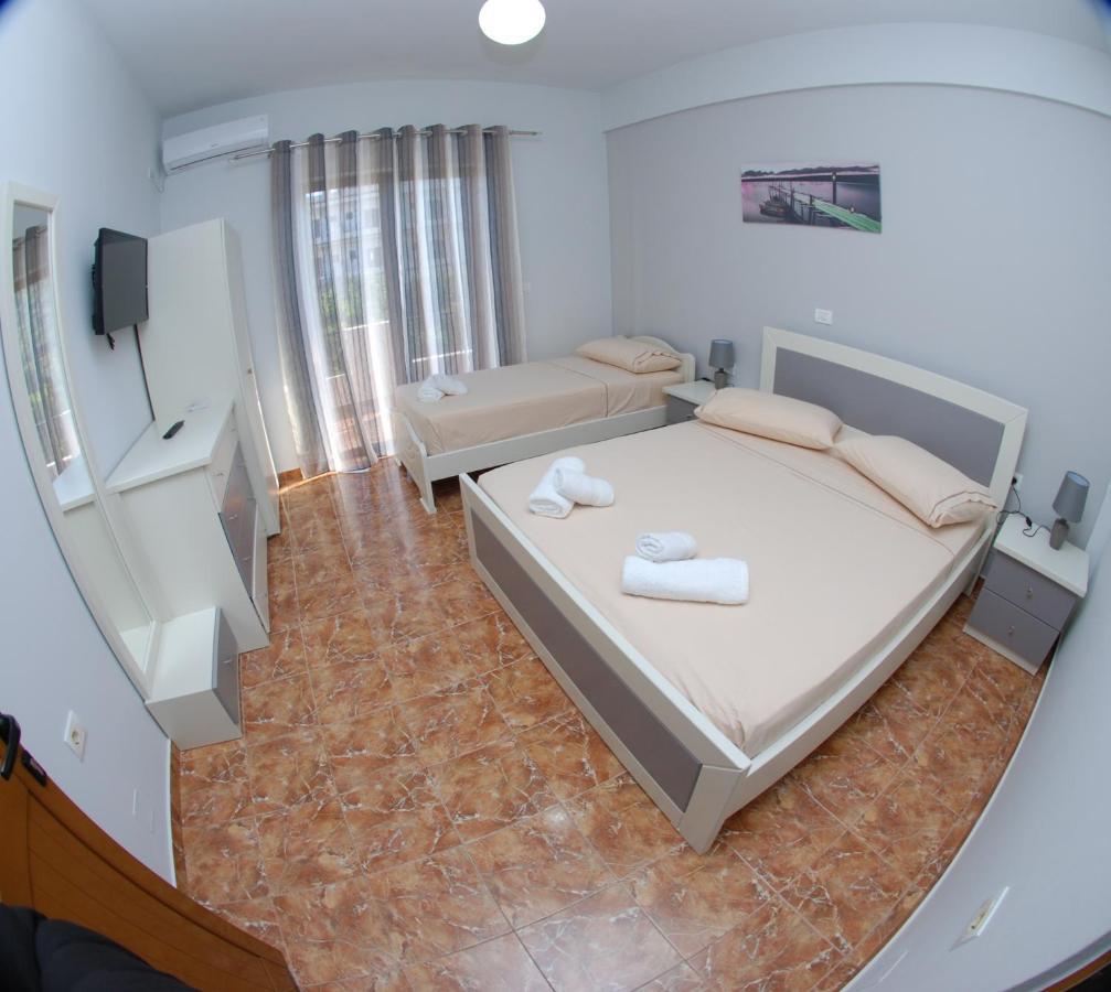 Iljo Apartments Ksamil Buitenkant foto