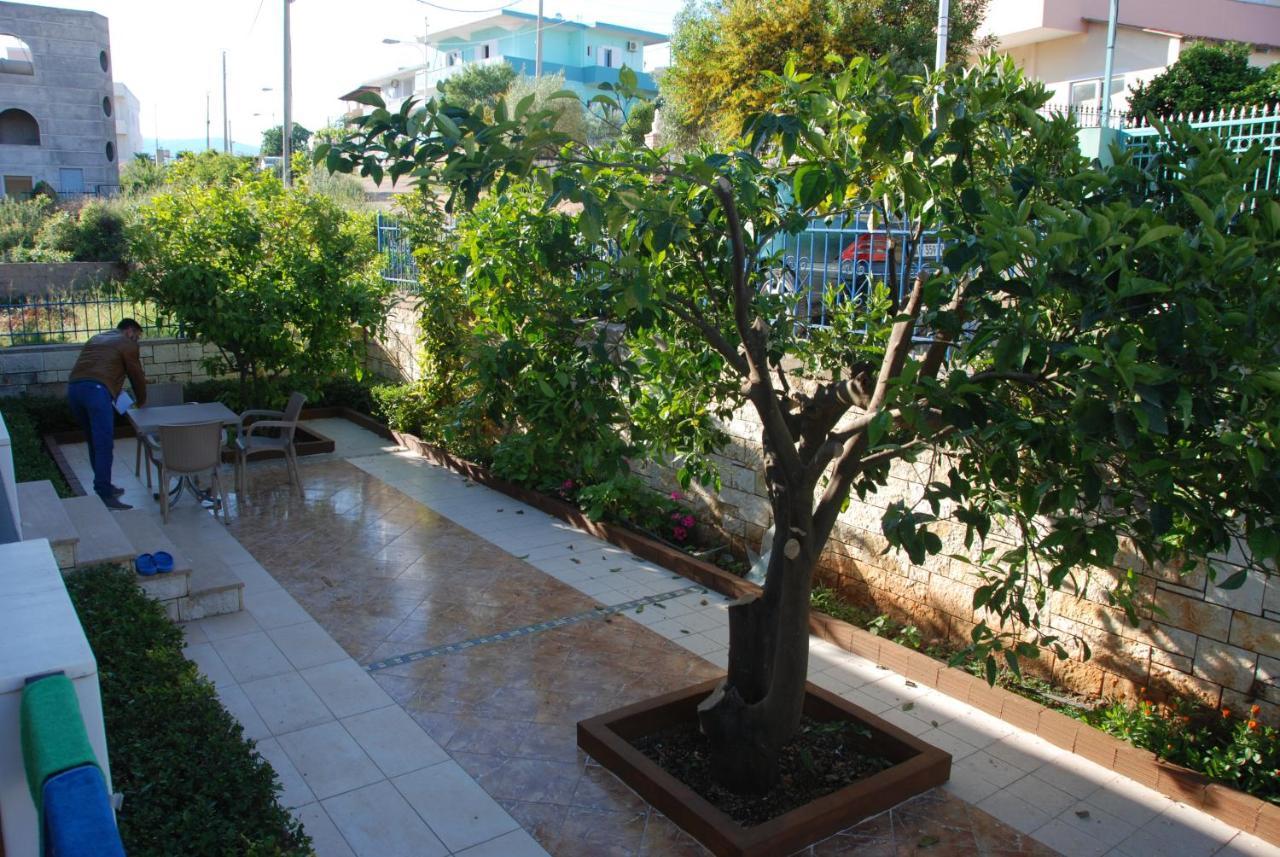 Iljo Apartments Ksamil Buitenkant foto